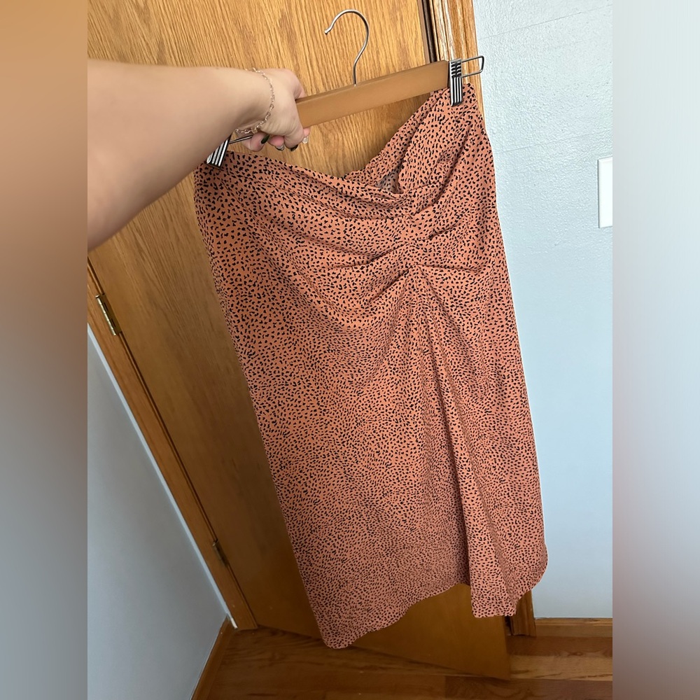 size large nine W. skirt. Beautiful brown and orange polkadot design. Never worn - Picture 3 of 5